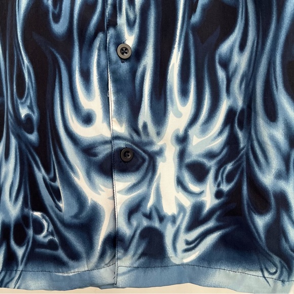 Y2K skater shirt - anime - all over print - skull blue flame Urban Rags Small - Picture 3 of 6